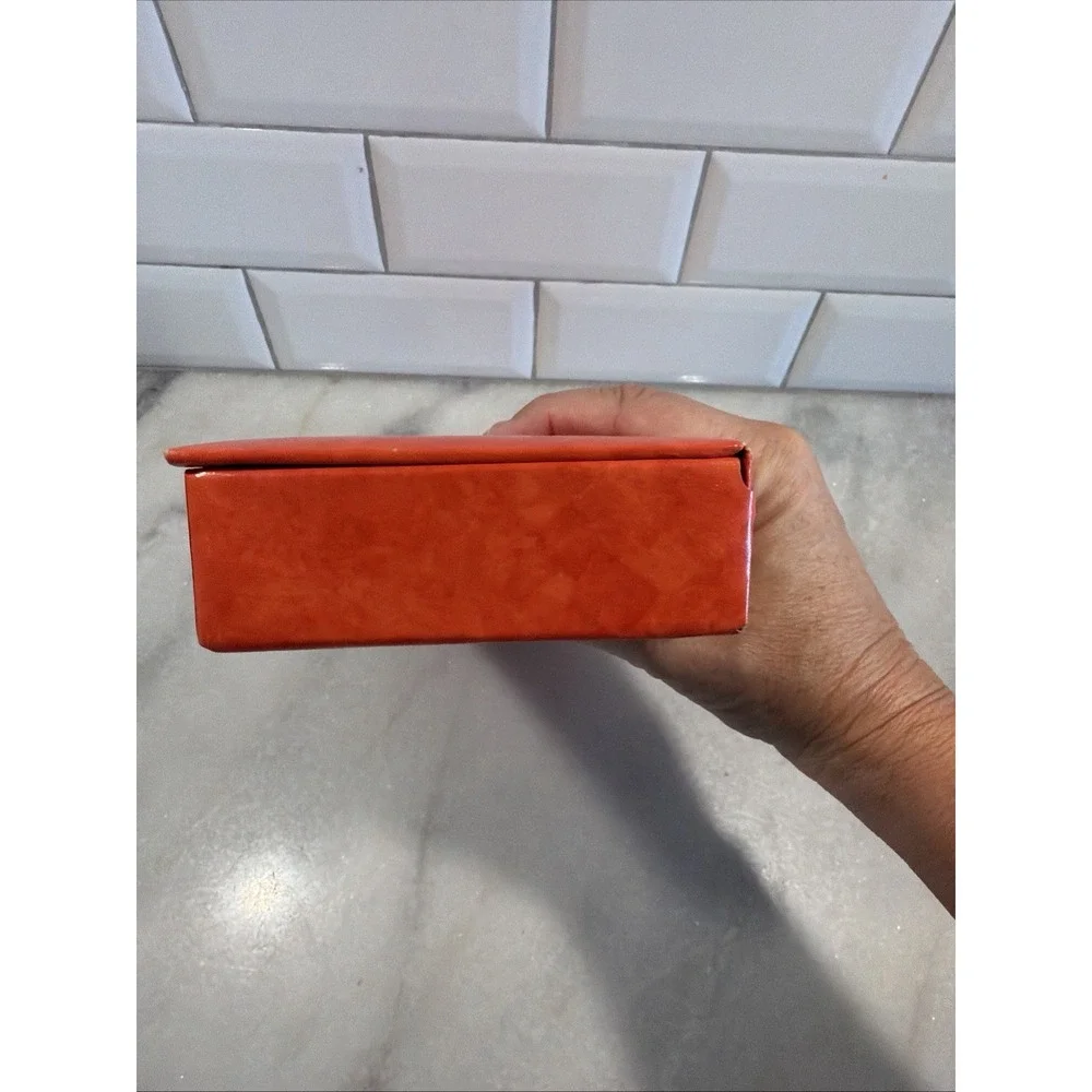 Vintage Orange w/ Daisies Ladies Glove (?) Box, Unmarked, Flip Top Lid,Paper Box